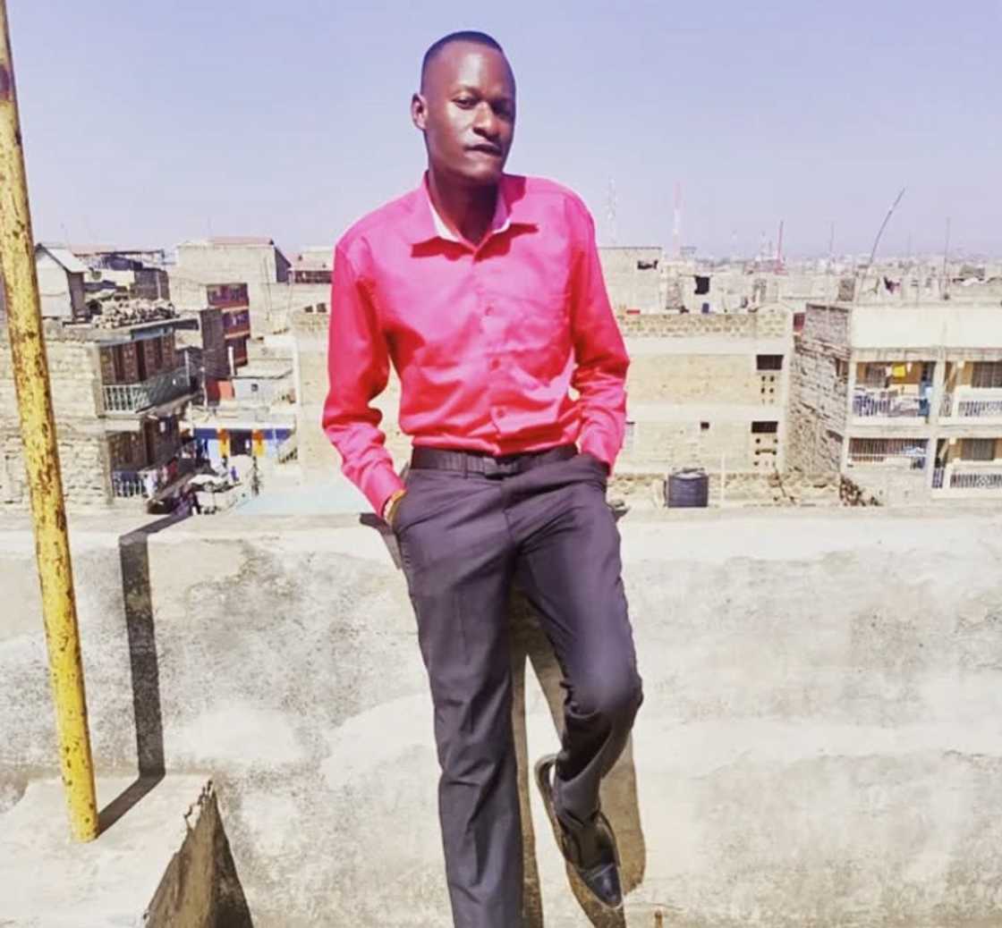 Klinzy Barasa Masinde: Picha 7 za Afande Anayedaiwa Kumpiga Risasi Muuza Barakoa Nairobi Klinzy Barasa Masinde: Picha 7 za Afande Anayedaiwa Kumpiga Risasi Muuza Barakoa Nairobi