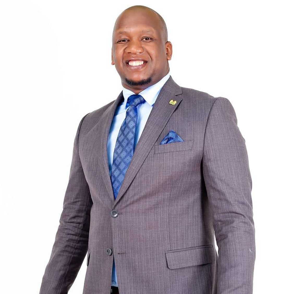 Refigah is the former CEO of Grandpa records.
