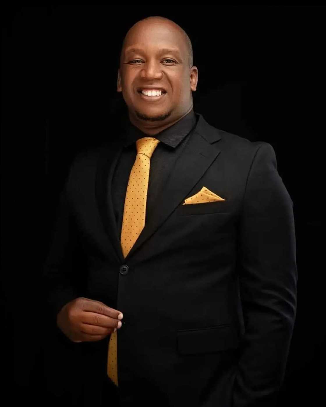 Refigah Heviweit is the founder of Grandpa Records. Refigah Heviweit is the founder of Grandpa Records.